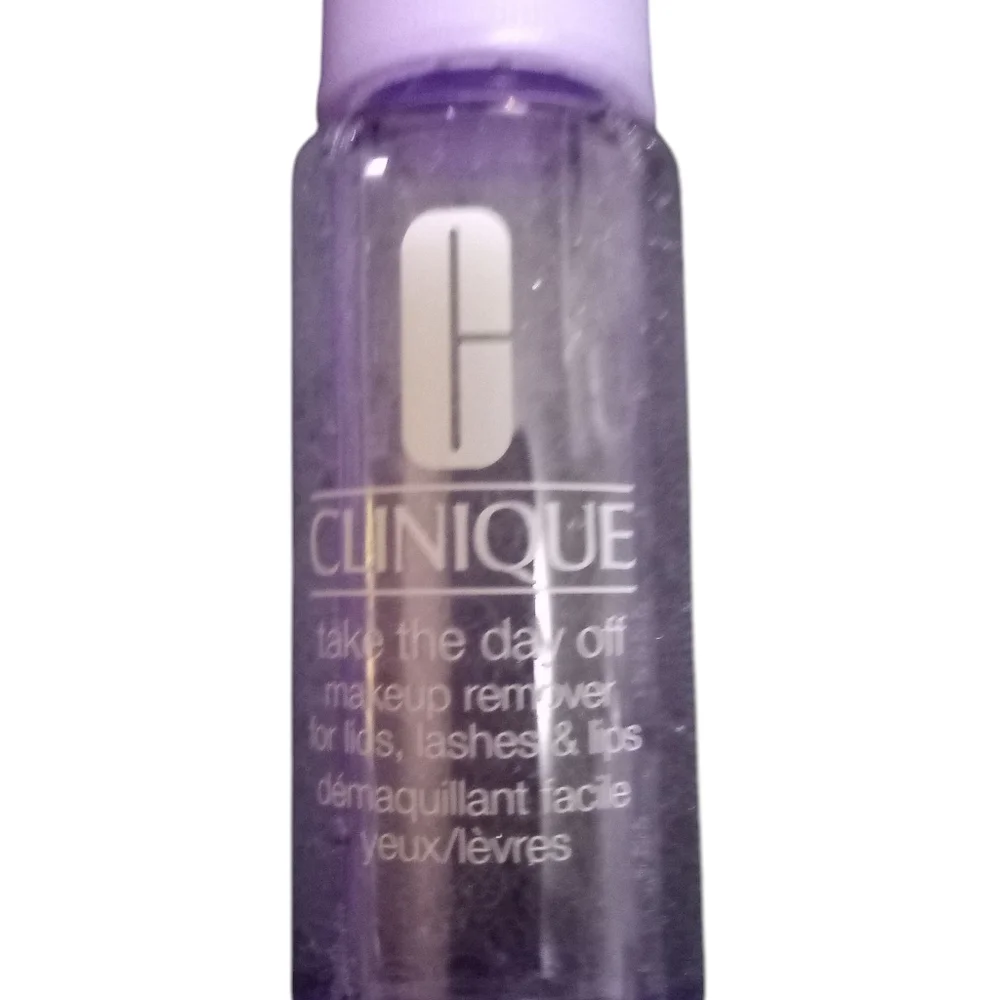 Clinique -NWT 12 Pc. Skincare and Makeup Set. Free Large White Tote W/Purchase - Picture 10 of 12